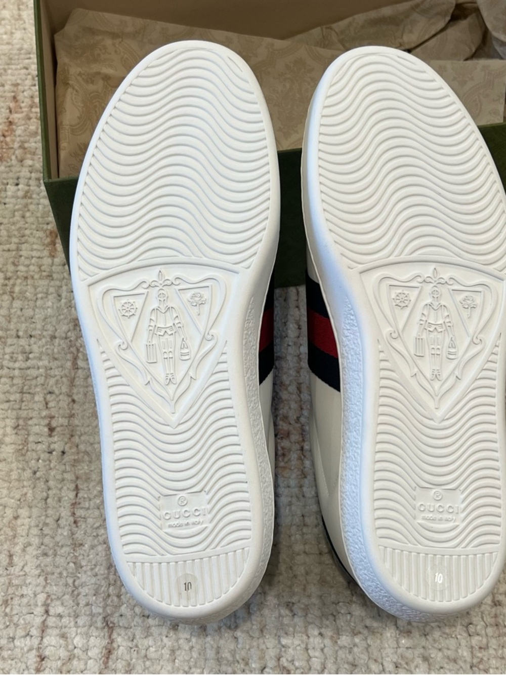 NIB Gucci men’s Ace Sneaker / Blue/Red/Blue - size 10 never worn with box, paper - Picture 14 of 15